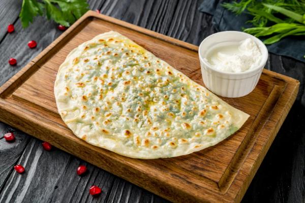 Кутаб с сыром